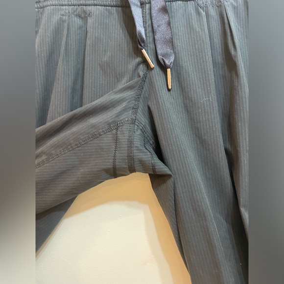 !!!SET!!!  Lululemon Dance Studio Set. Both size 8.  Fully lined - Picture 13 of 15